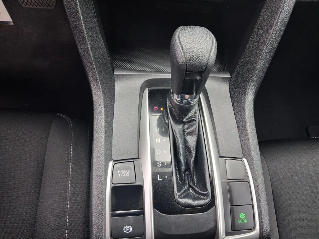 Honda Civic photo 18