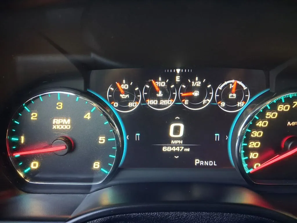 Chevrolet Tahoe photo 13