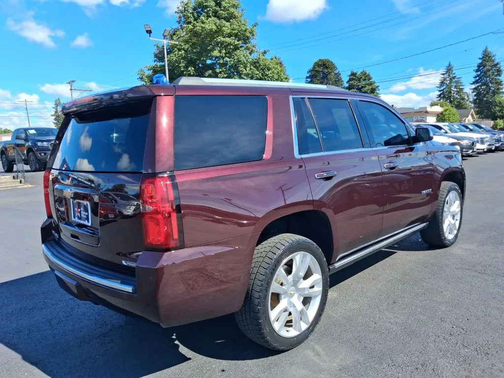 Chevrolet Tahoe photo 11