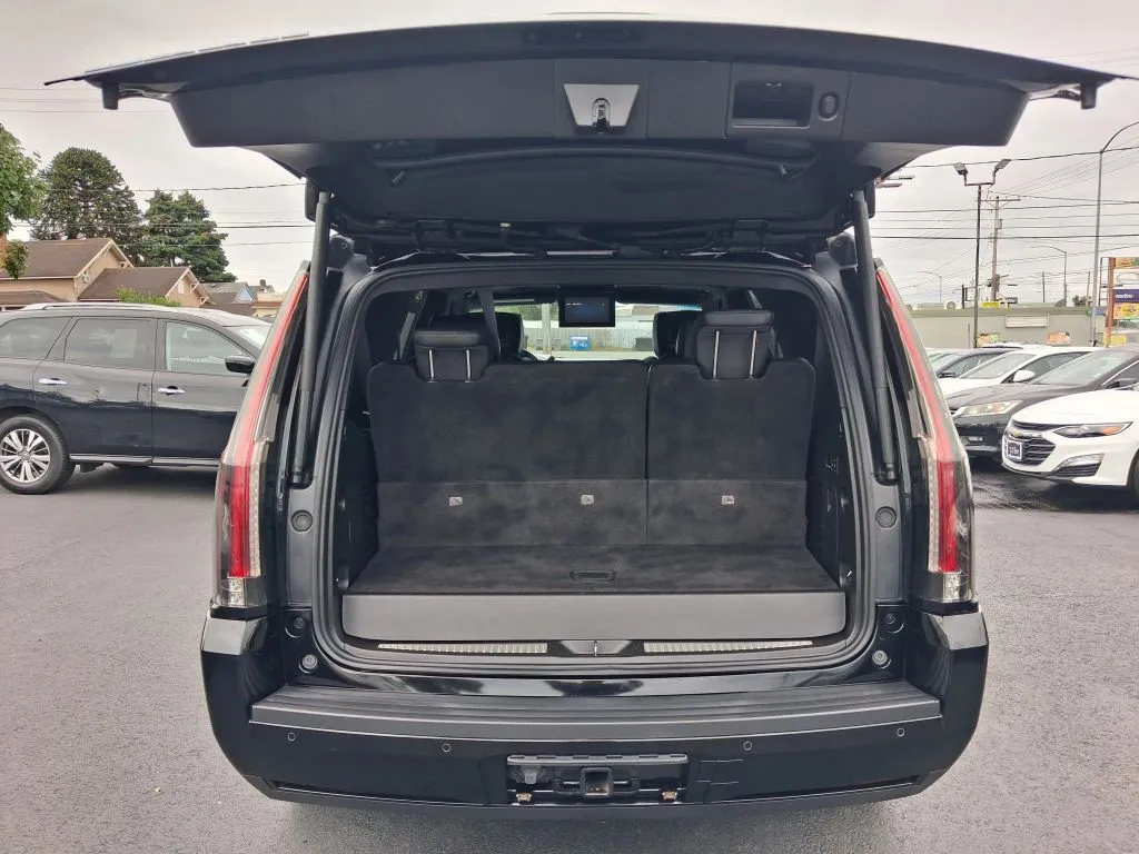 Cadillac Escalade photo 20