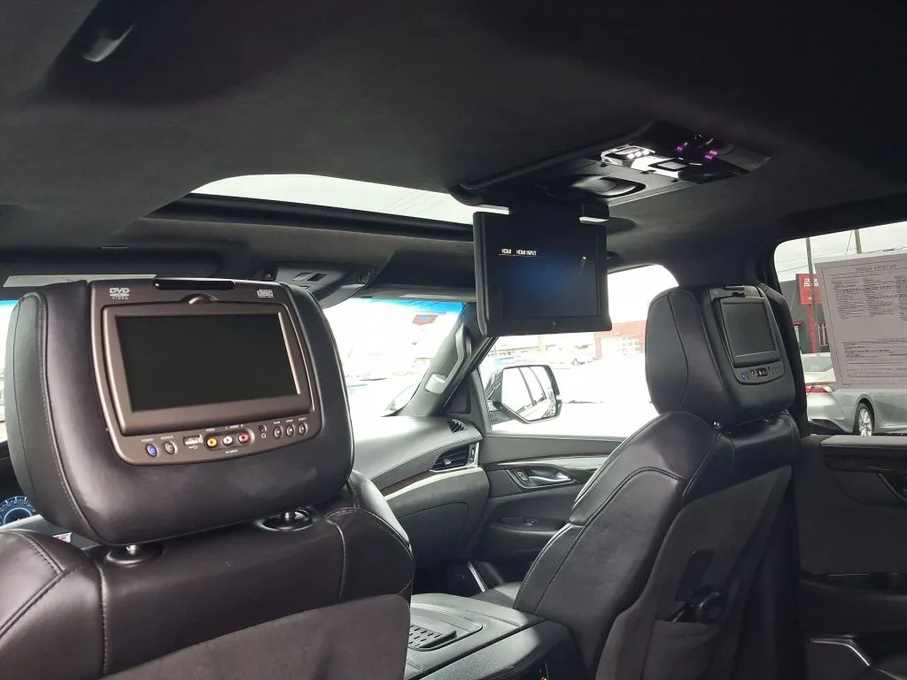 Cadillac Escalade photo 23