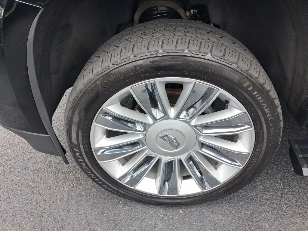 Cadillac Escalade photo 30