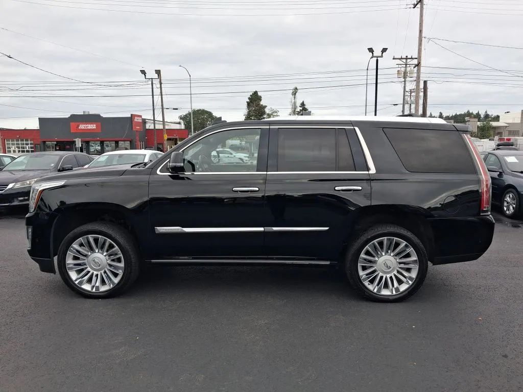 Cadillac Escalade photo 4