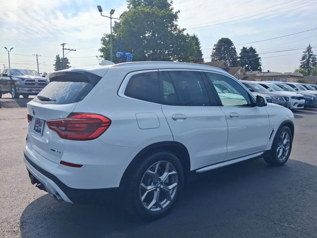 BMW X3 photo 11