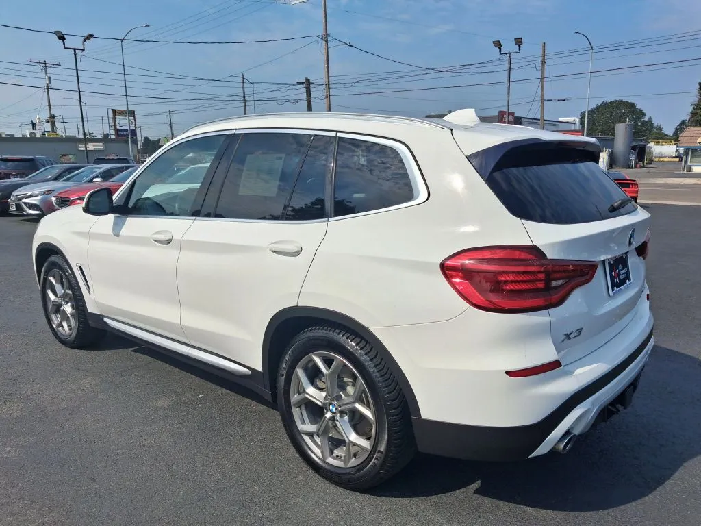 BMW X3 photo 8
