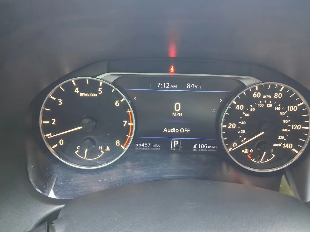 Nissan Altima photo 11