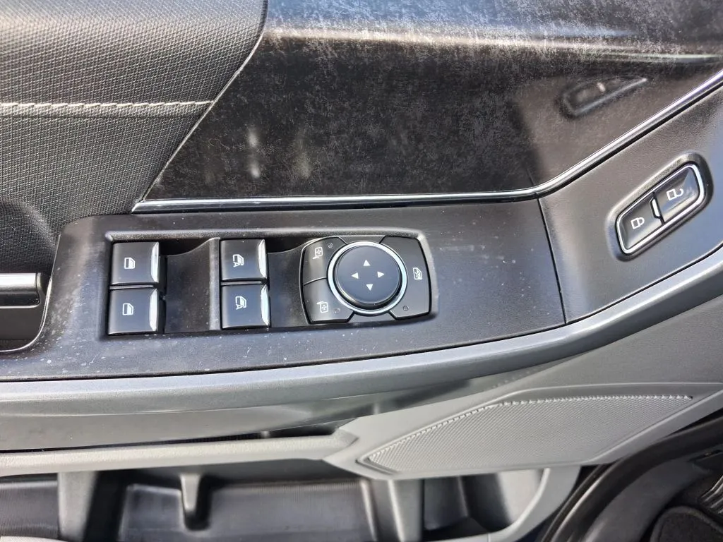 Ford F-150 photo 22