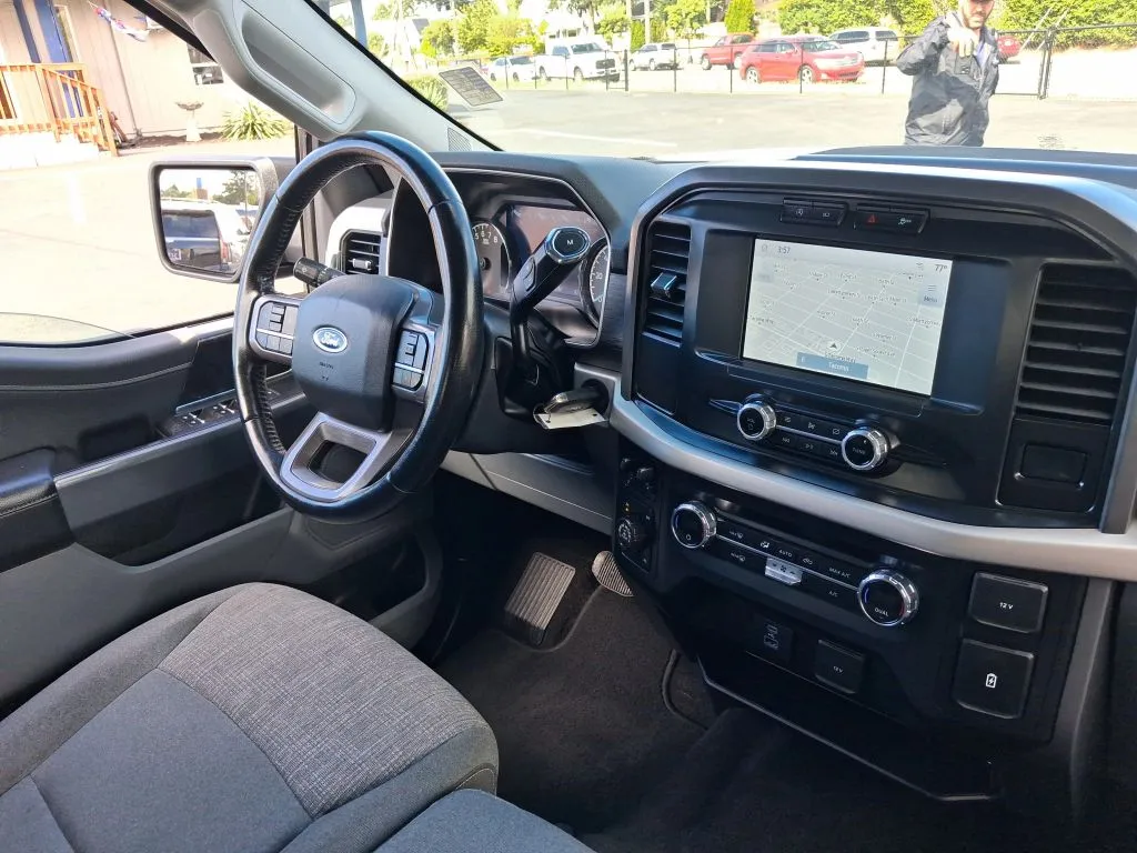 Ford F-150 photo 21