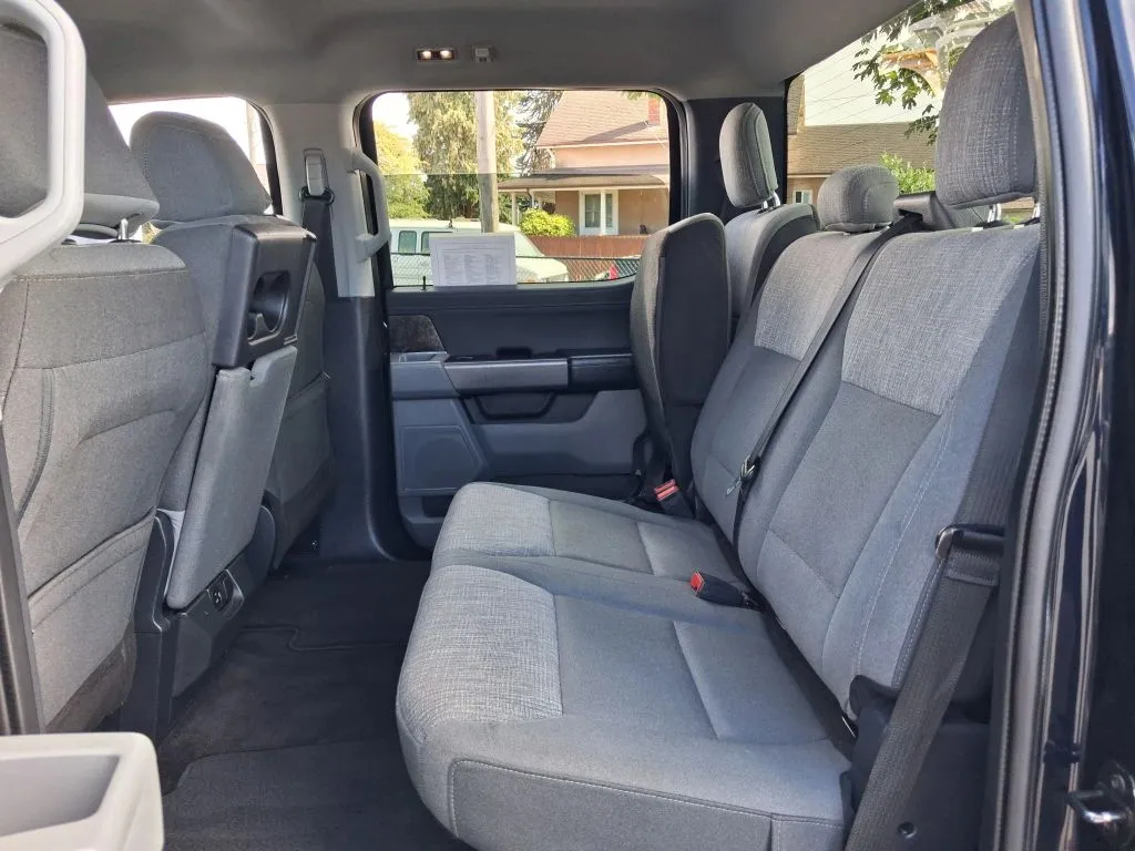 Ford F-150 photo 11