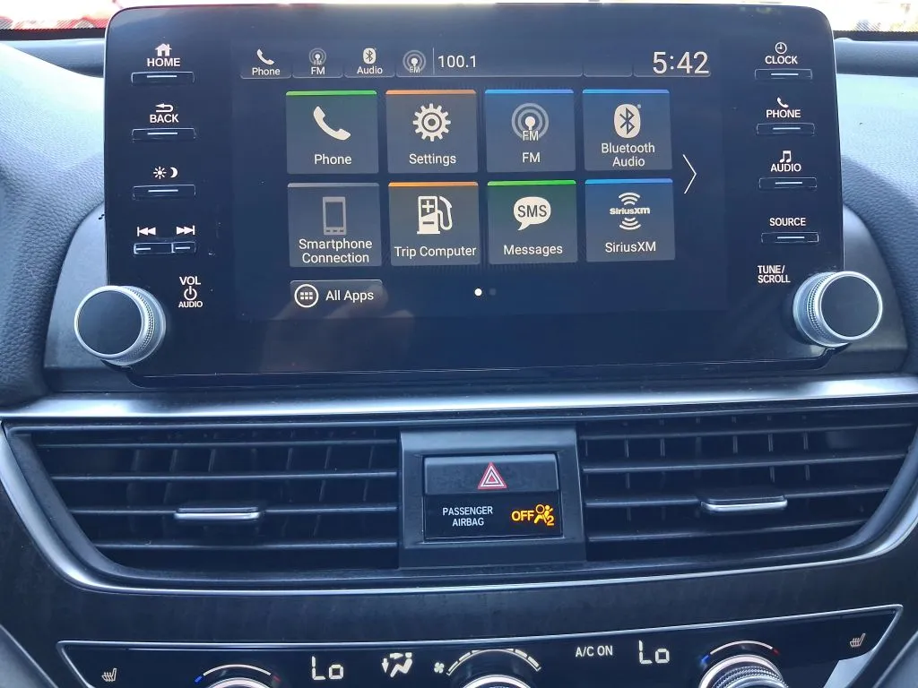Honda Accord photo 10