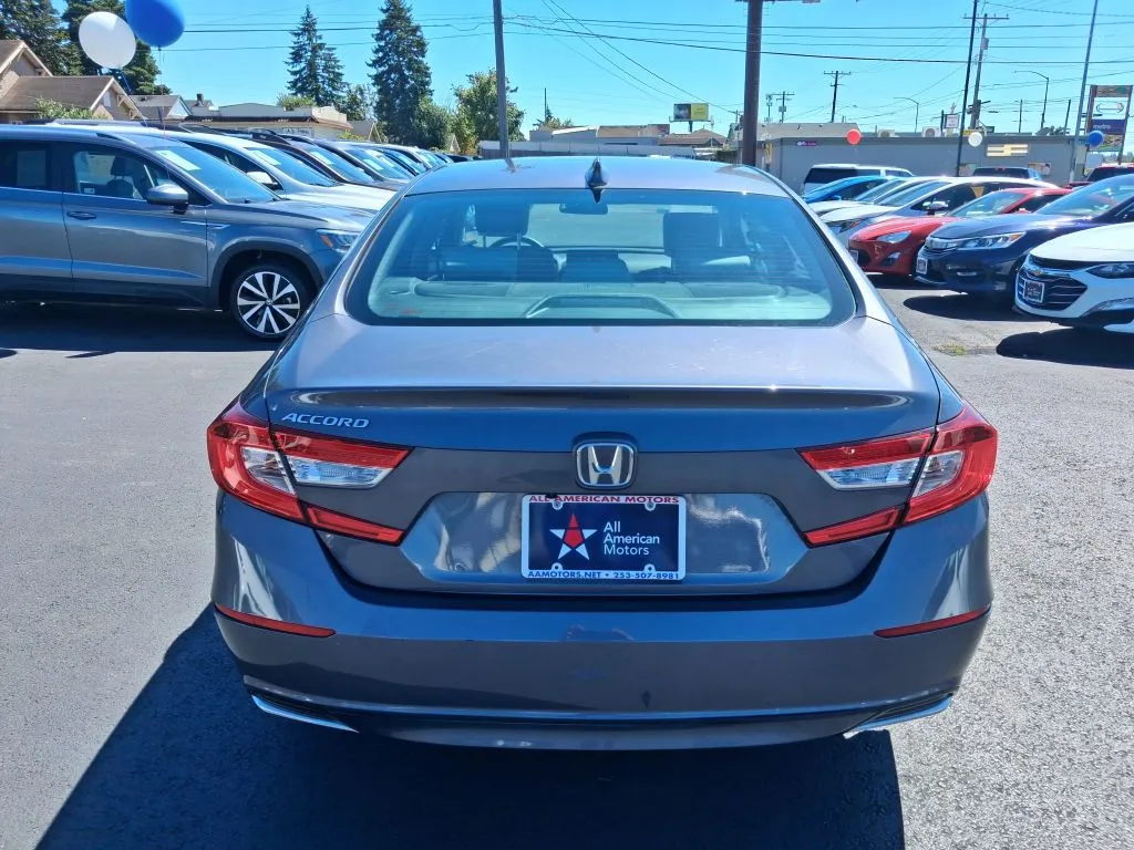 Honda Accord photo 6