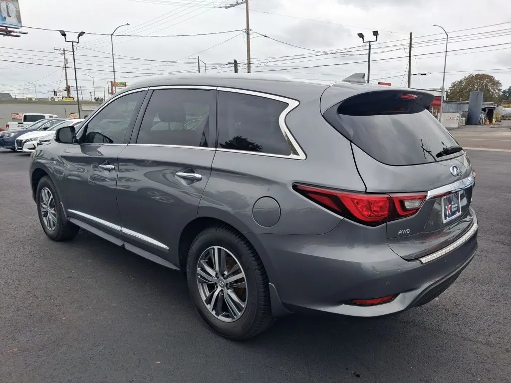 Infiniti QX60 photo 8