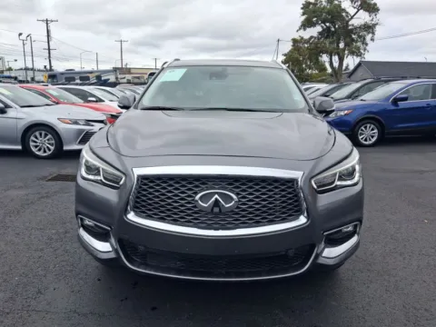 More photos of 2020 INFINITI QX60 LUXE Sport Utility 4D at All American Motors, WA