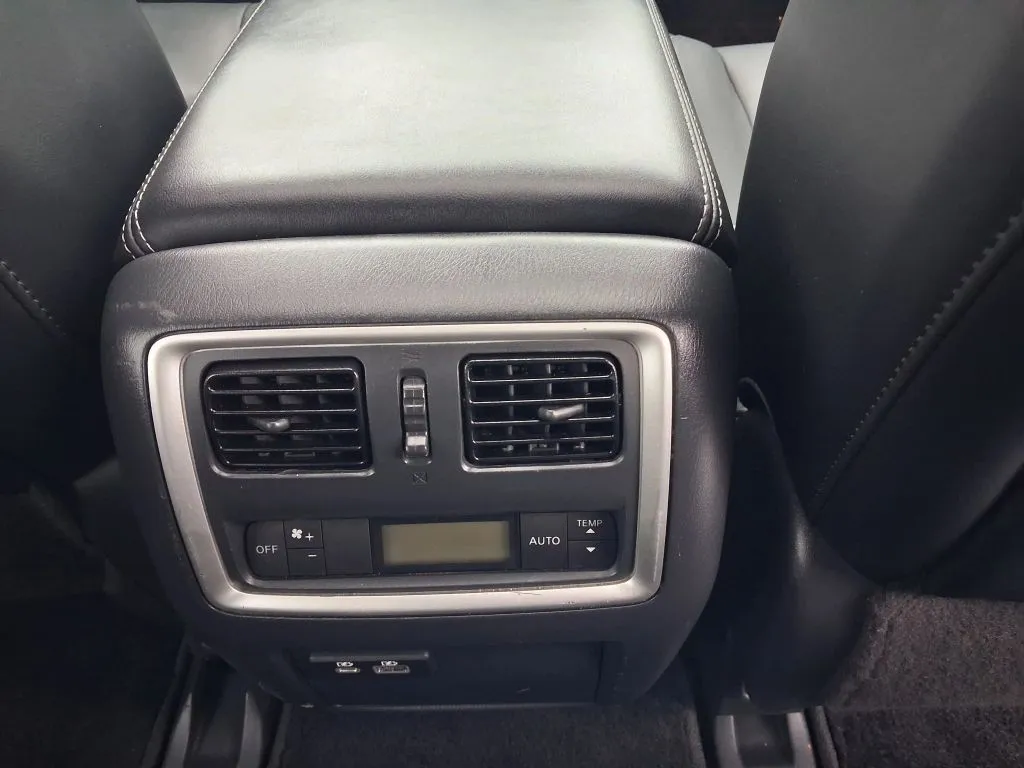 Infiniti QX60 photo 19