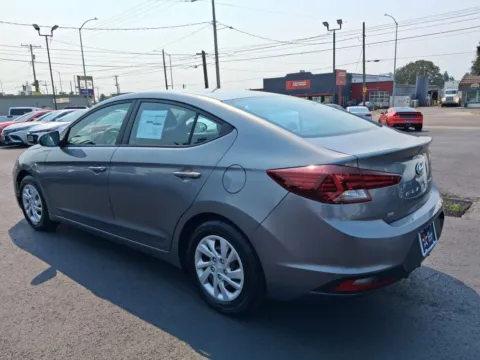 More photos of 2019 Hyundai Elantra SE Sedan 4D at All American Motors, WA