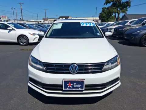 Photos of 2018 Volkswagen Jetta 1.4T SE Sedan 4D for sale in Tacoma, WA at All American Motors