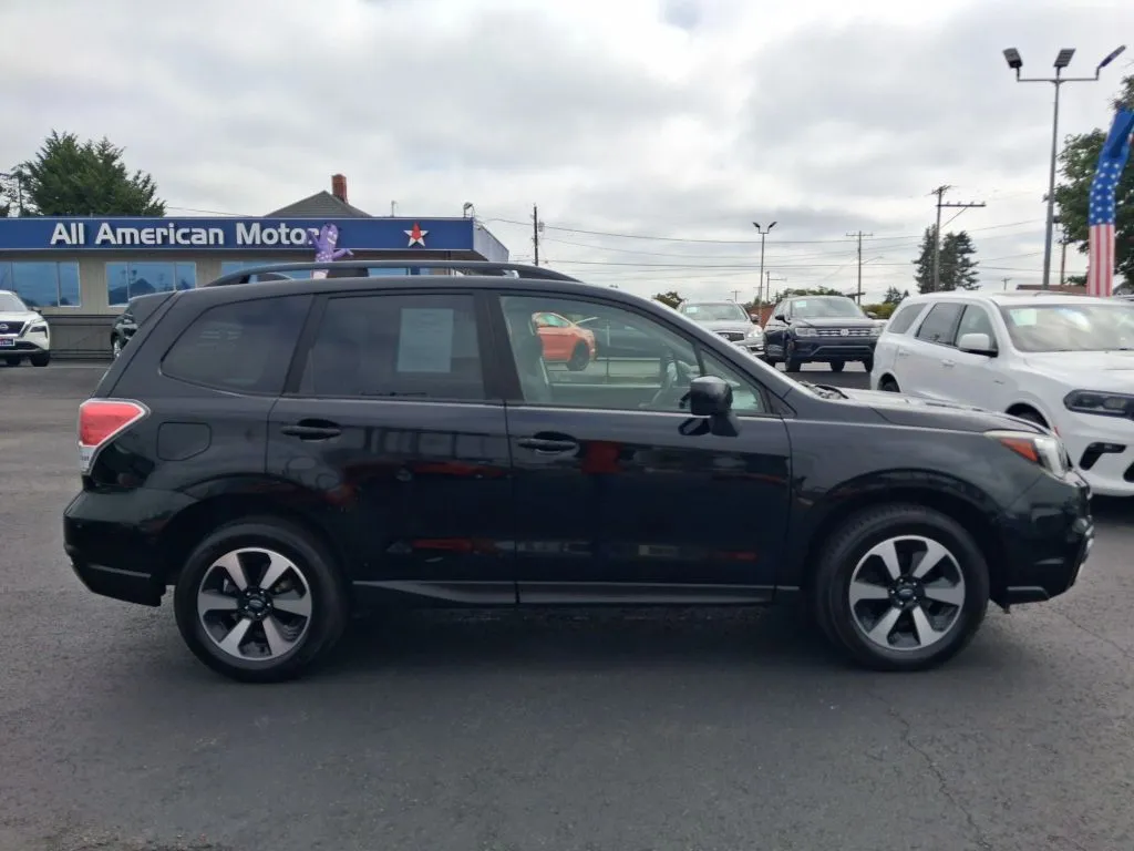 Subaru Forester photo 9