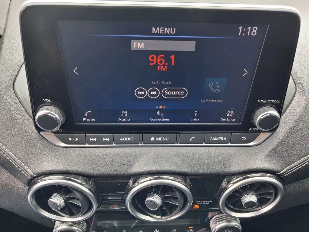 Nissan Sentra photo 21