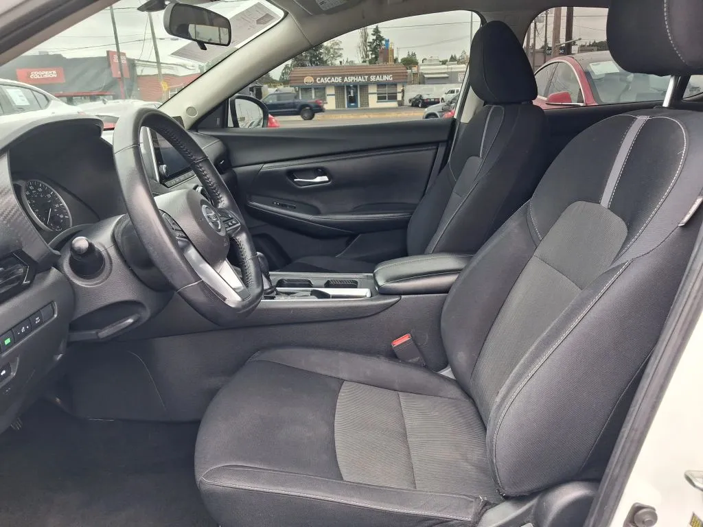 Nissan Sentra photo 16
