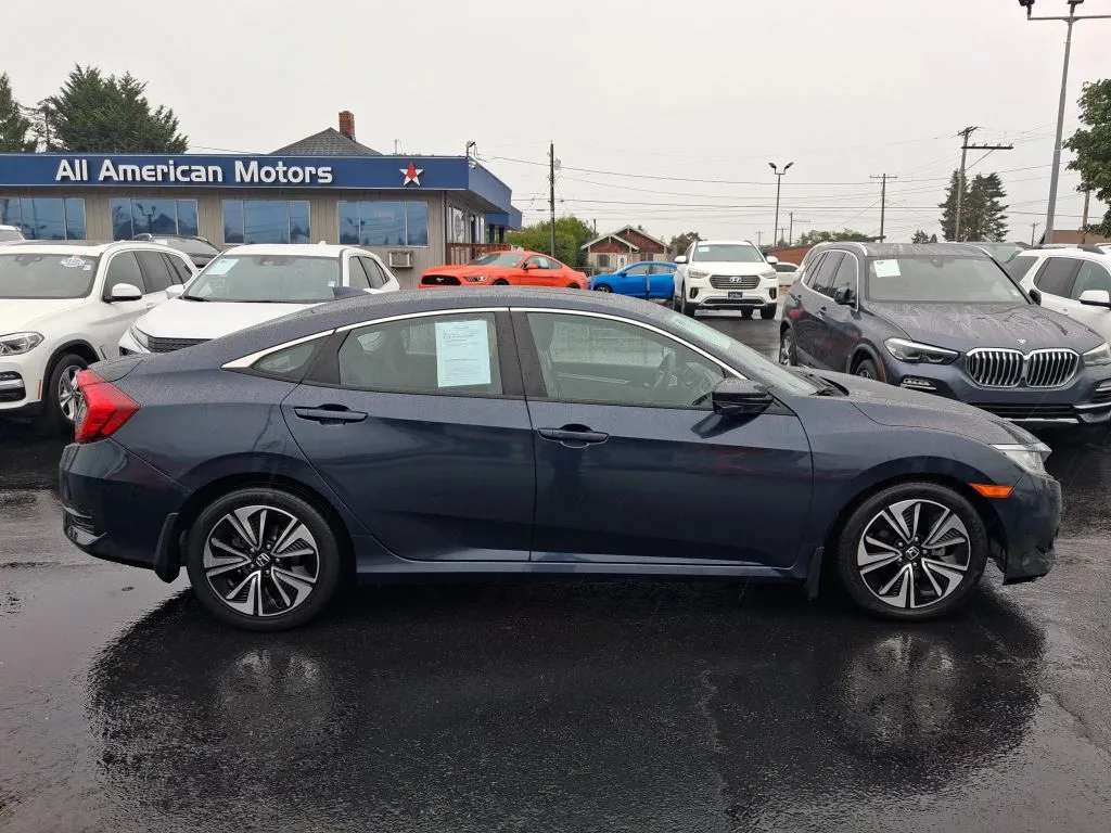 Honda Civic photo 11