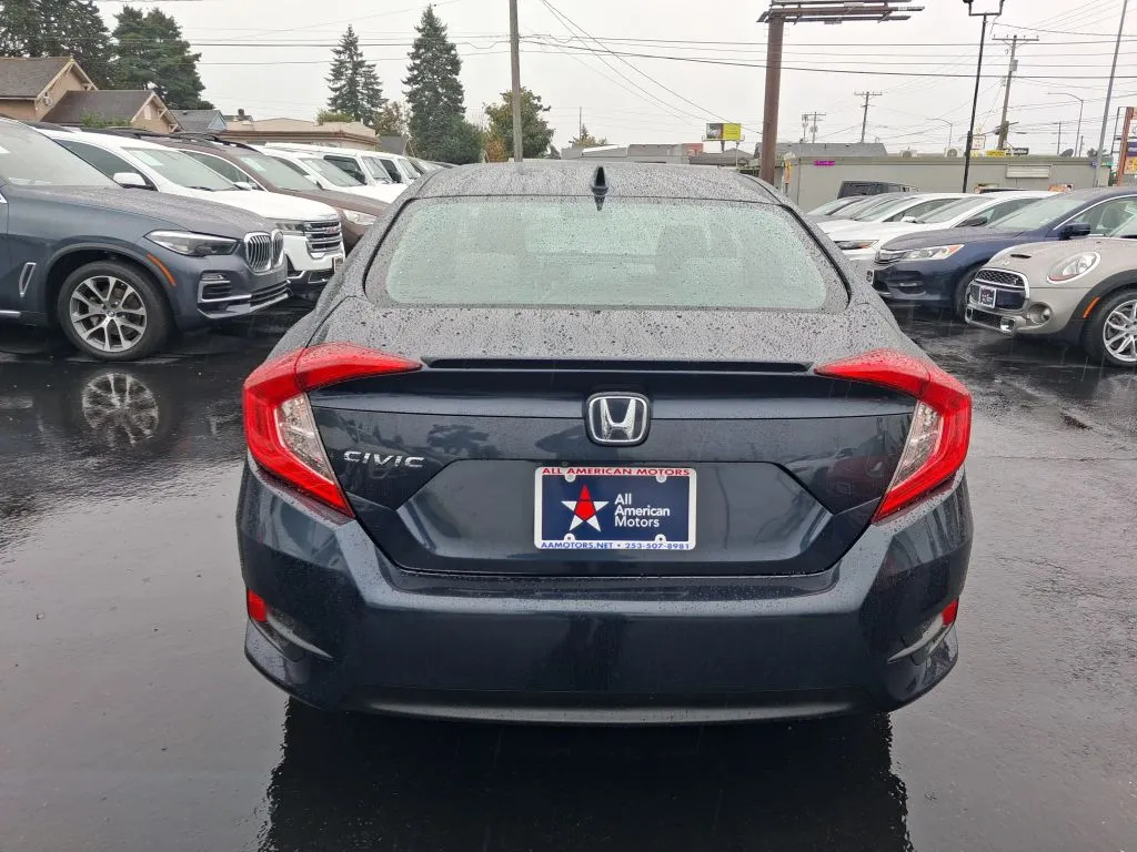 Honda Civic photo 8