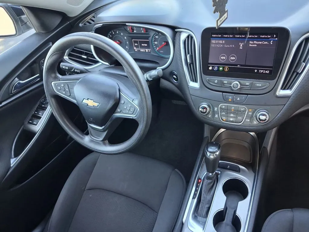 Chevrolet Malibu photo 23