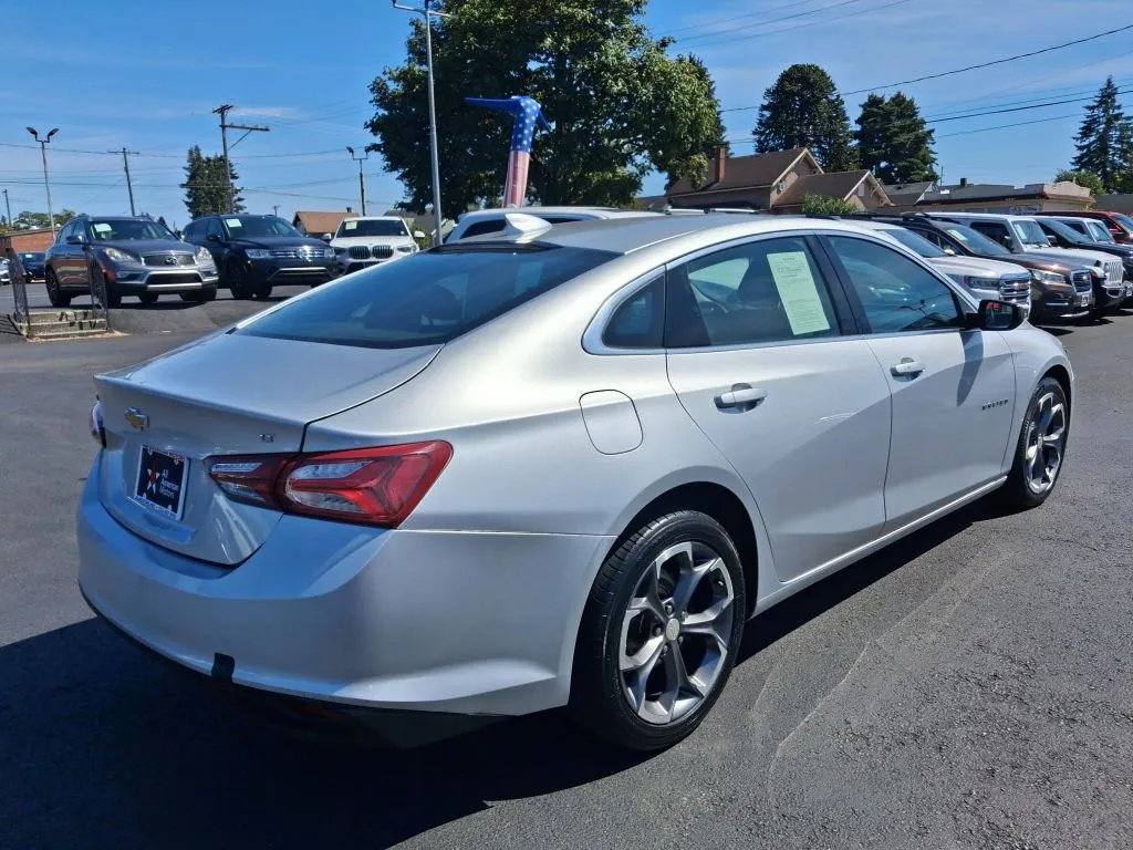 Chevrolet Malibu photo 10