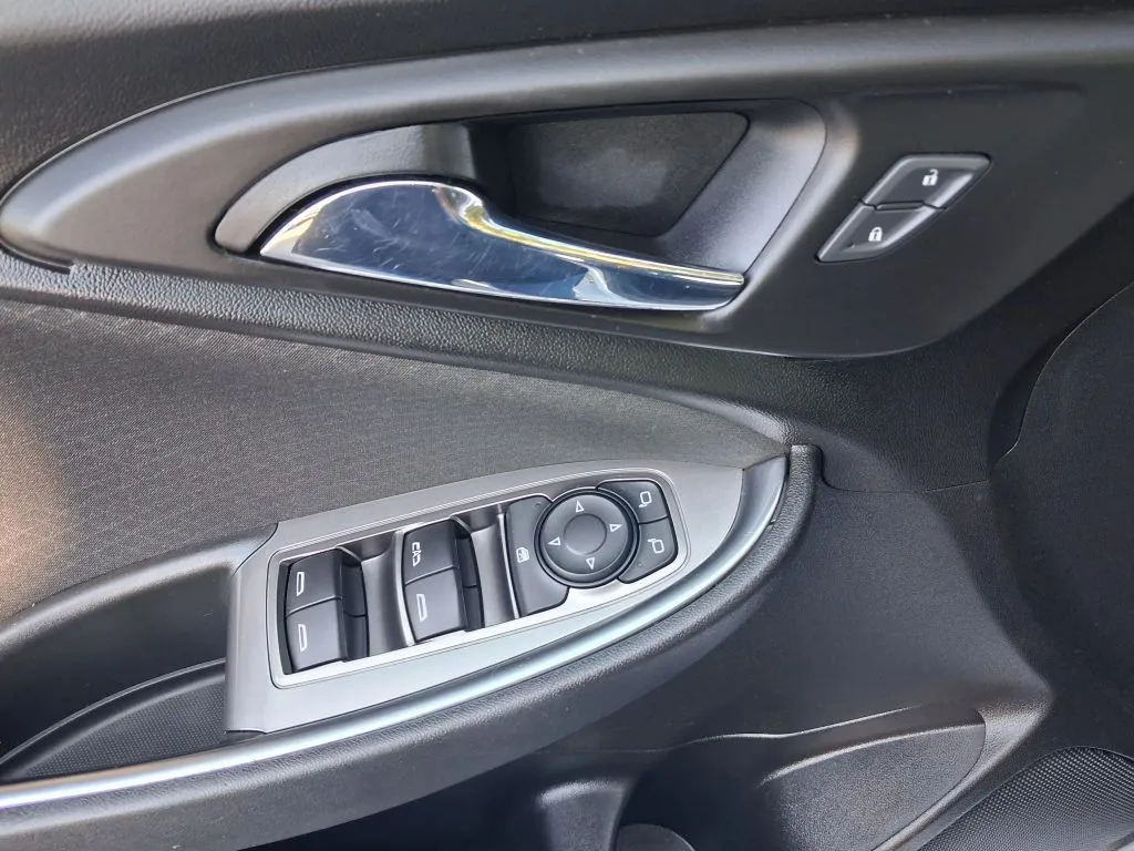 Chevrolet Malibu photo 16