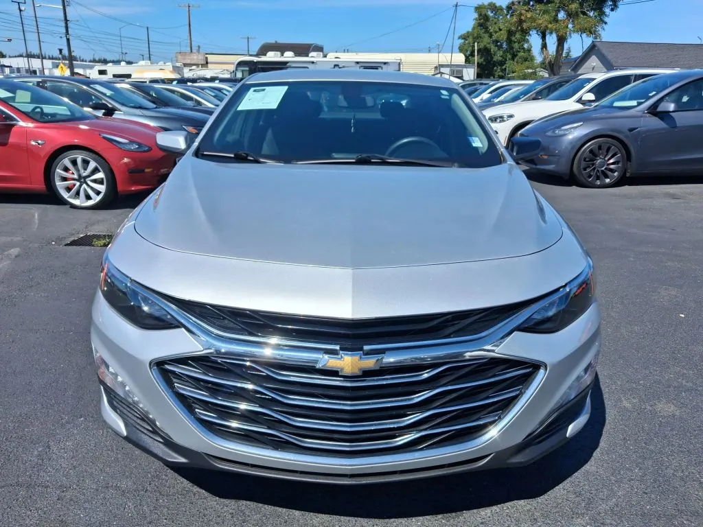 Chevrolet Malibu photo 5