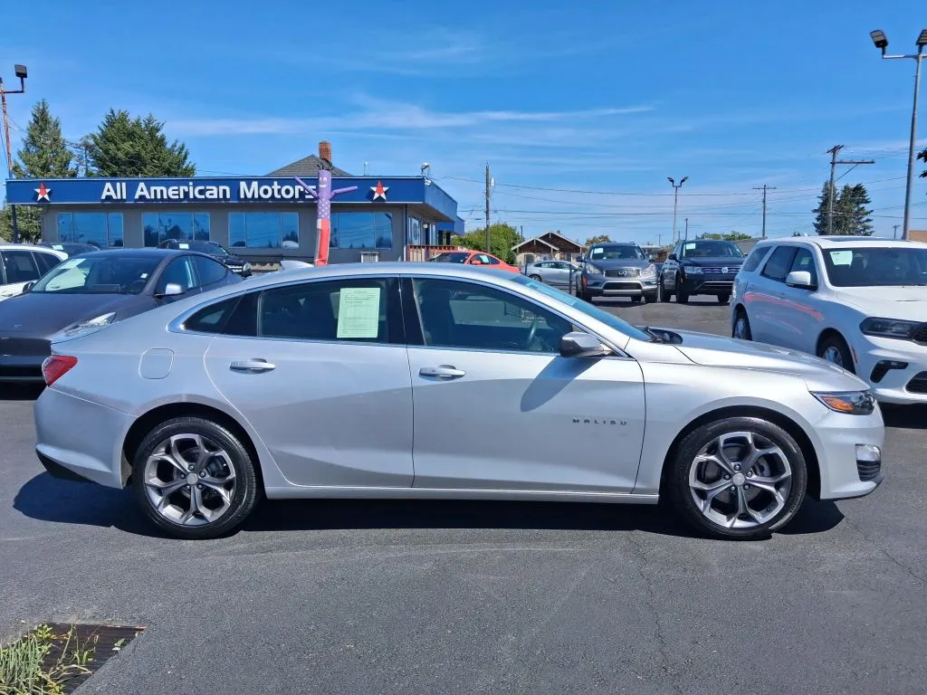 Chevrolet Malibu photo 11