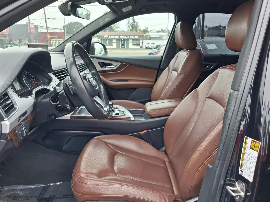 Audi Q7 photo 14