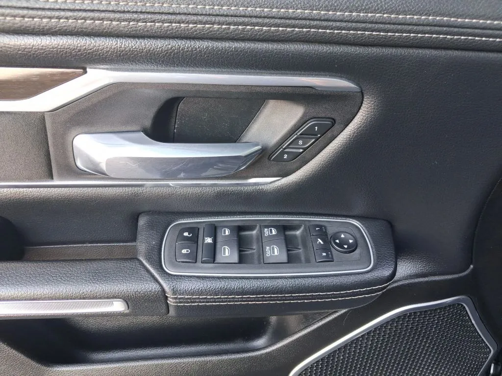 Ram 1500 photo 10