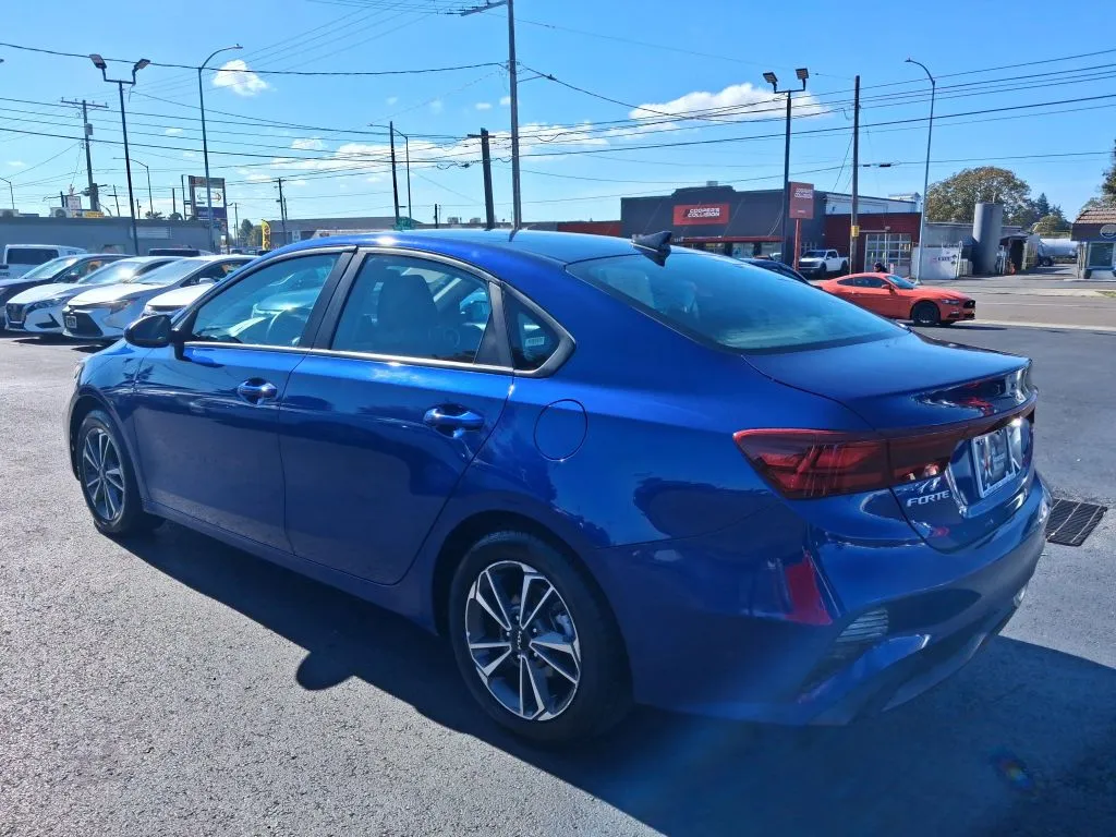 Kia Forte photo 7