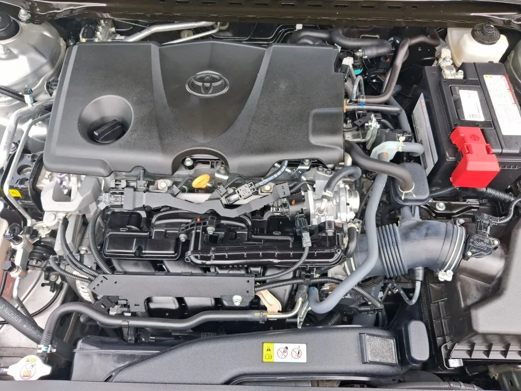 Toyota Camry photo 25