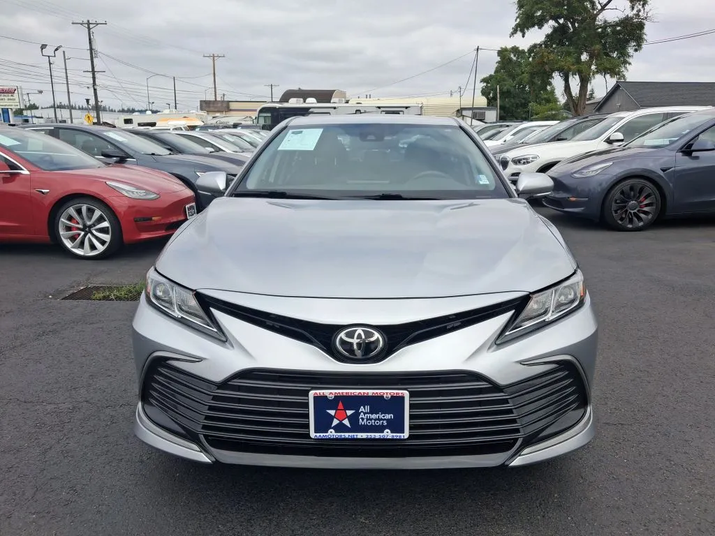 Toyota Camry photo 6