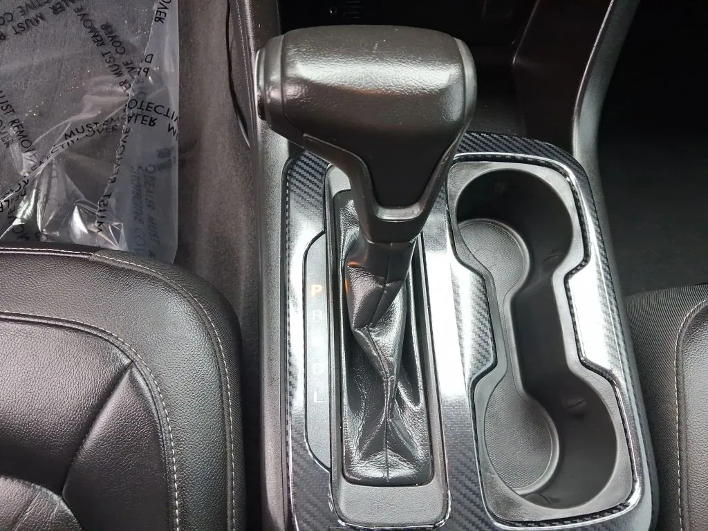 Chevrolet Colorado photo 21