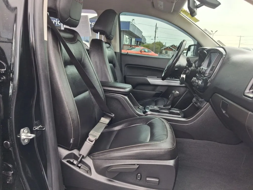 Chevrolet Colorado photo 13