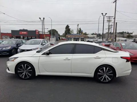 More photos of 2022 Nissan Altima 2.5 SR Sedan 4D at All American Motors, WA
