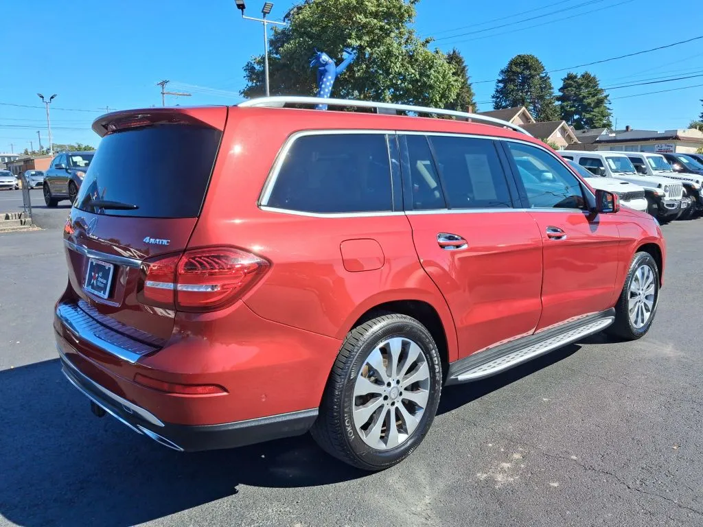 Mercedes-Benz GLS photo 6