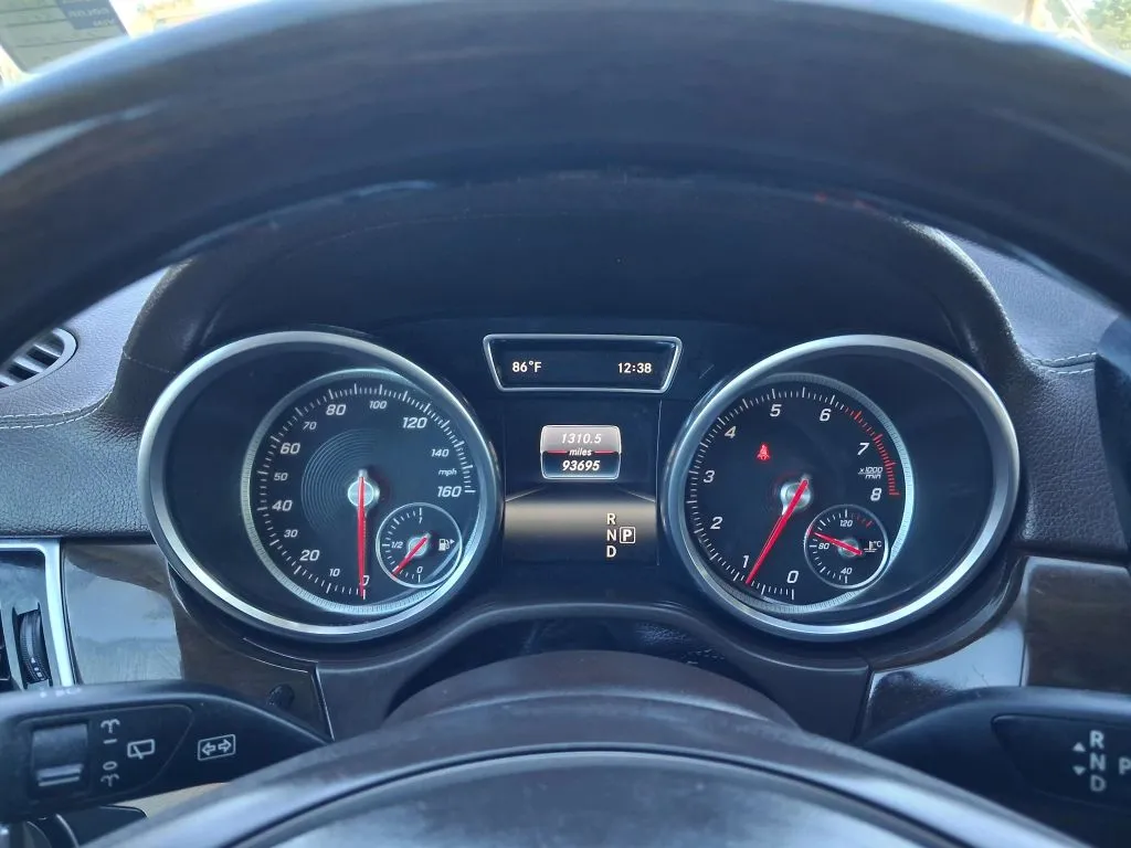 Mercedes-Benz GLS photo 13