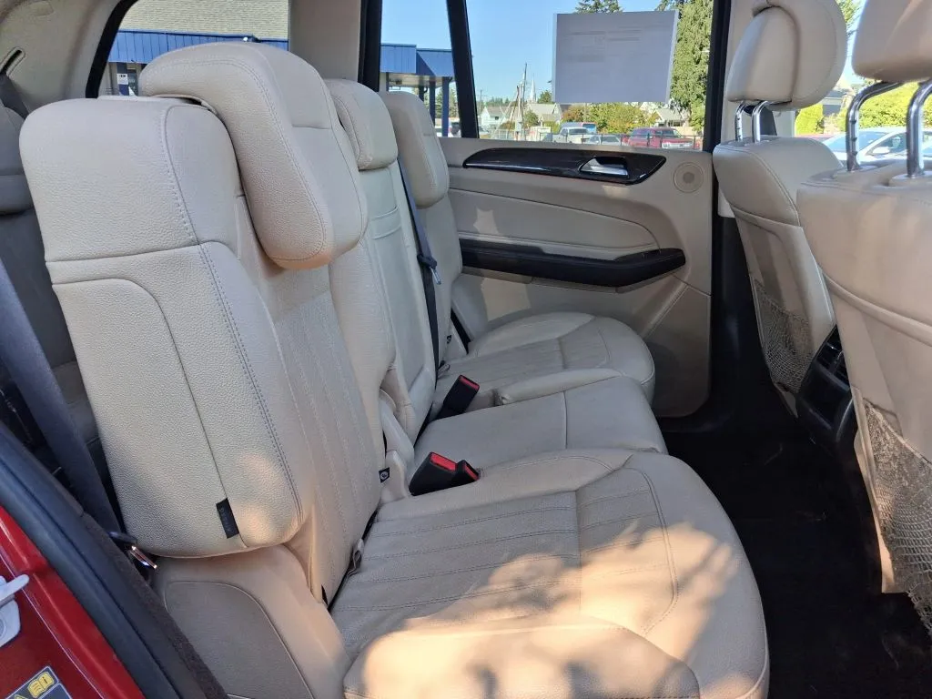 Mercedes-Benz GLS photo 27