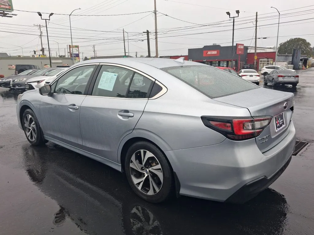 Subaru Legacy photo 8