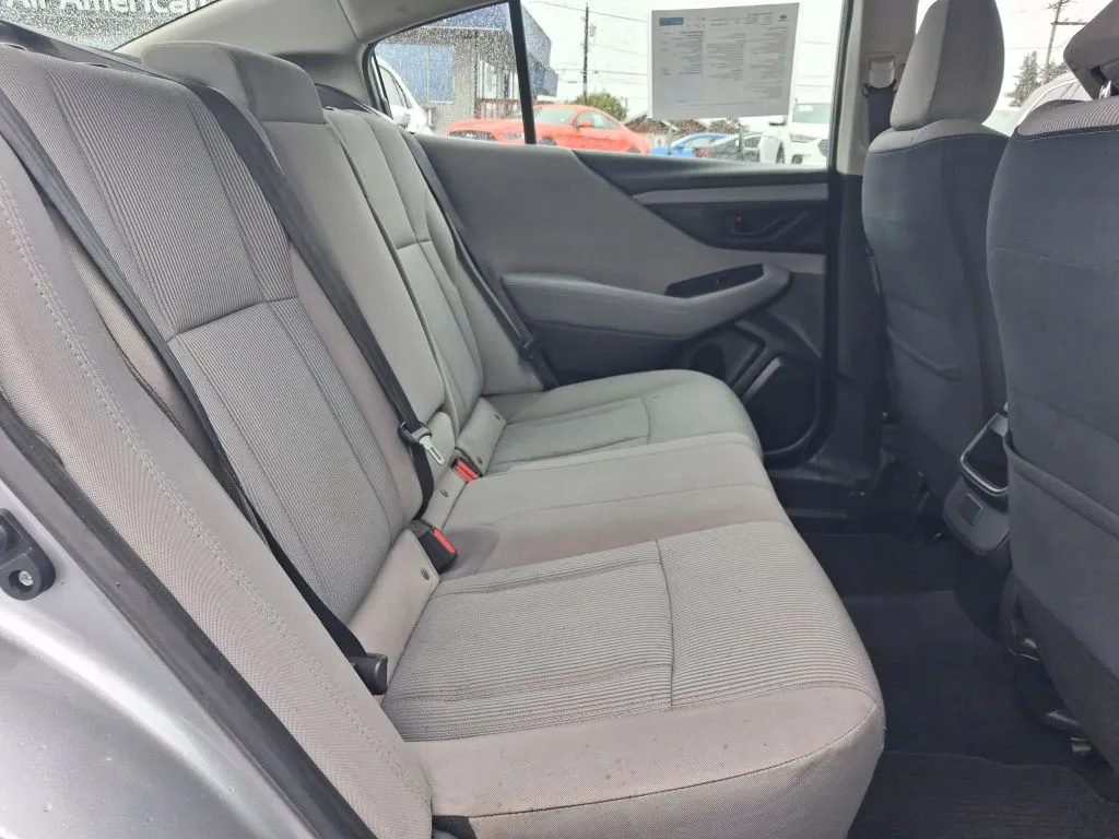 Subaru Legacy photo 13