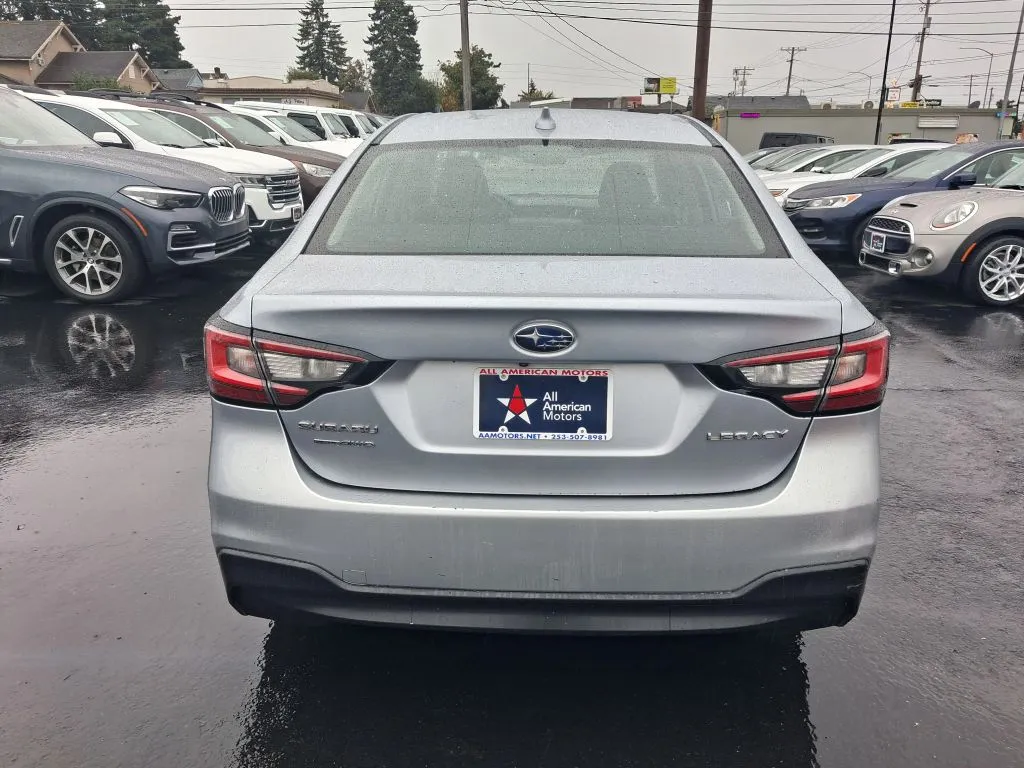 Subaru Legacy photo 9