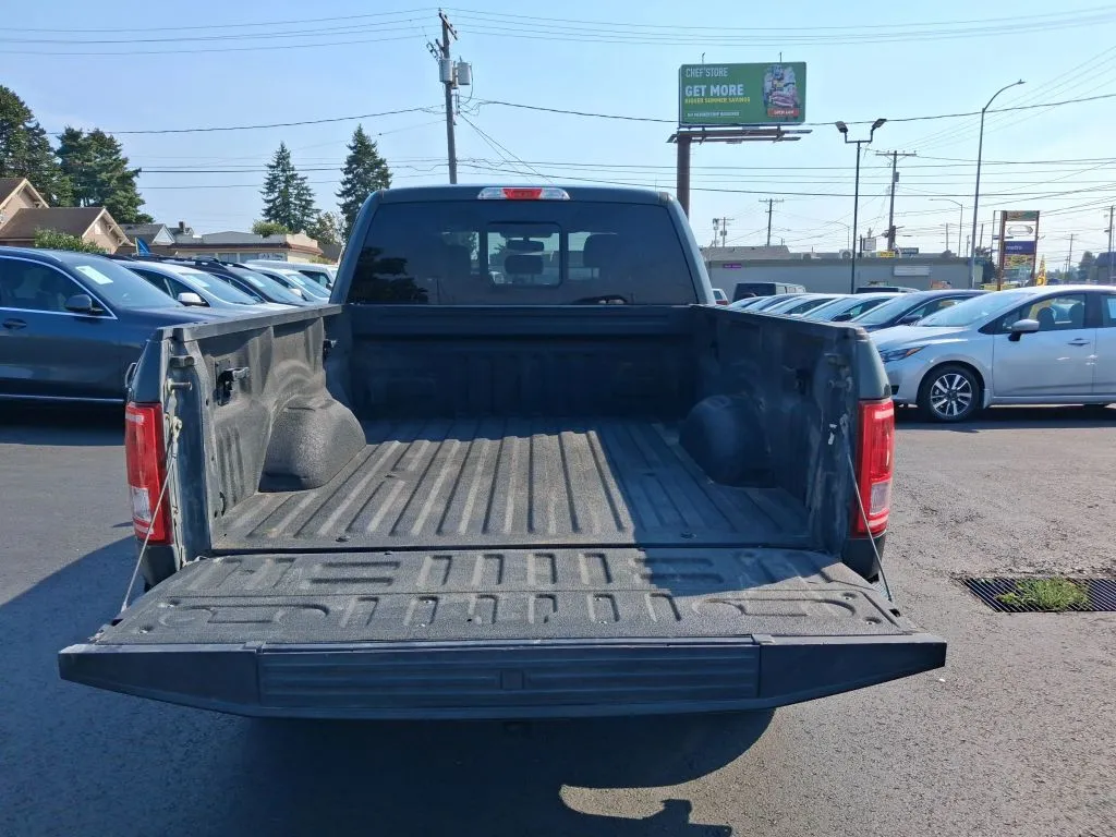 Ford F-150 photo 8