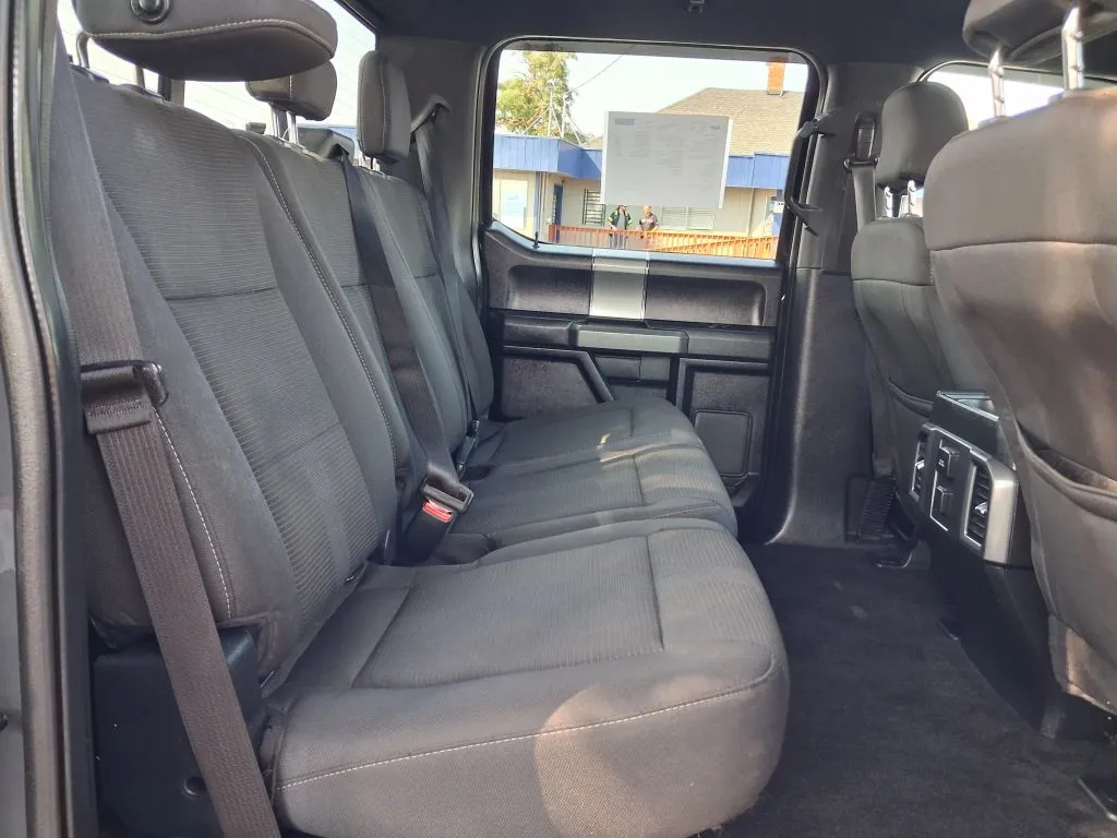 Ford F-150 photo 21