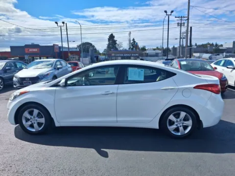 More photos of 2013 Hyundai Elantra GLS Sedan 4D at All American Motors, WA