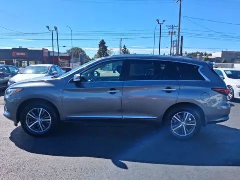 More photos of 2017 INFINITI QX60 3.5 Sport Utility 4D at All American Motors, WA