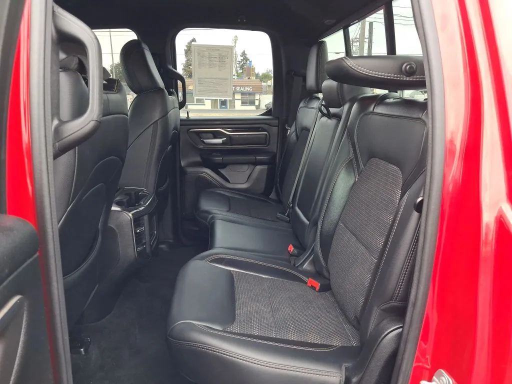 Ram 1500 photo 13