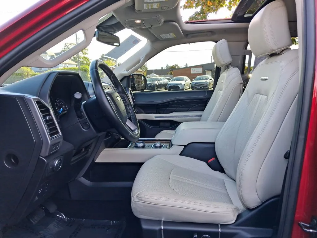 Ford Expedition photo 20
